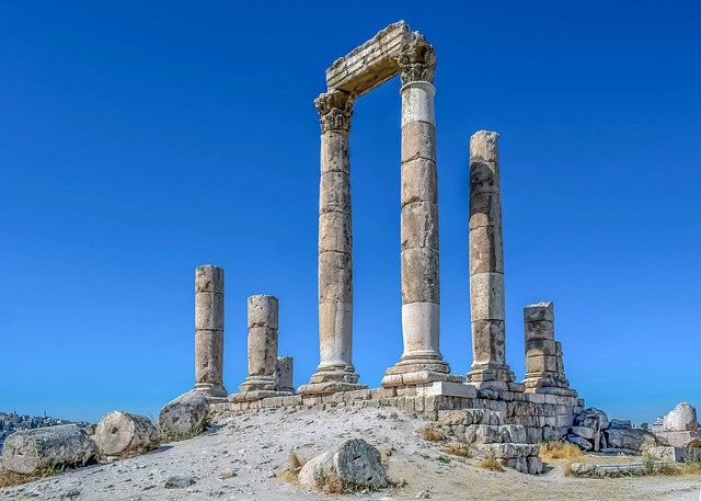 greek pillars in desert